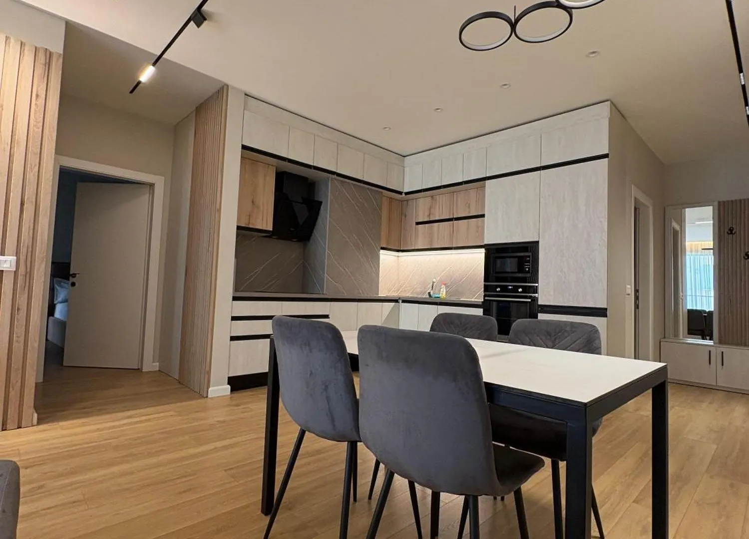 טיראנה Blue Boutique Apartments 1