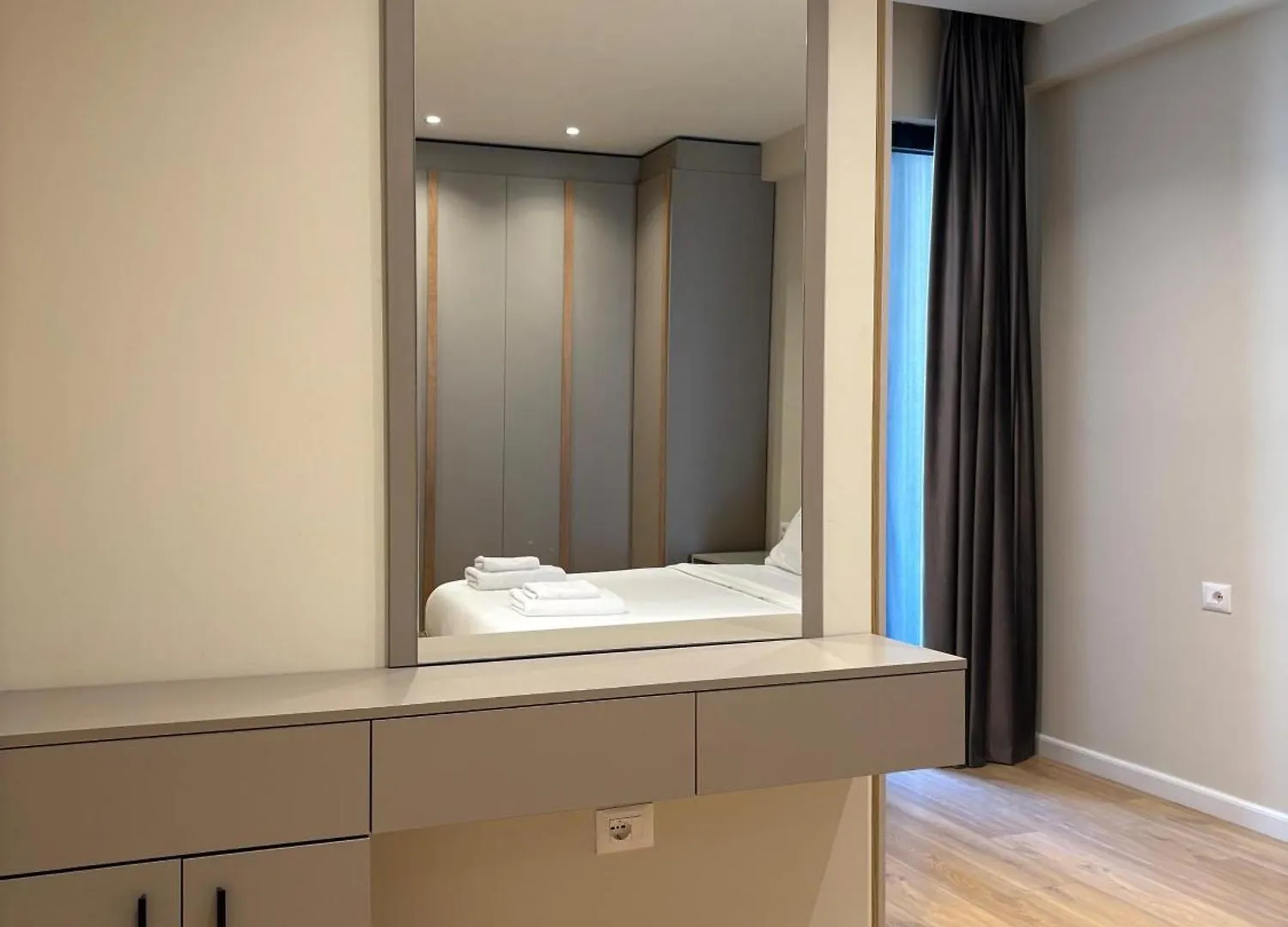 טיראנה Blue Boutique Apartments 1 0*,