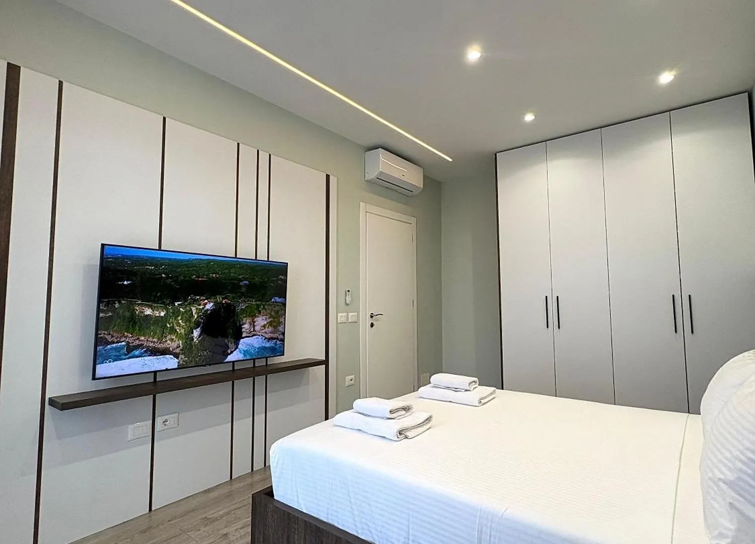 טיראנה Blue Boutique Apartments 1 0*,